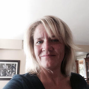 Meet your Posher, Suzanne